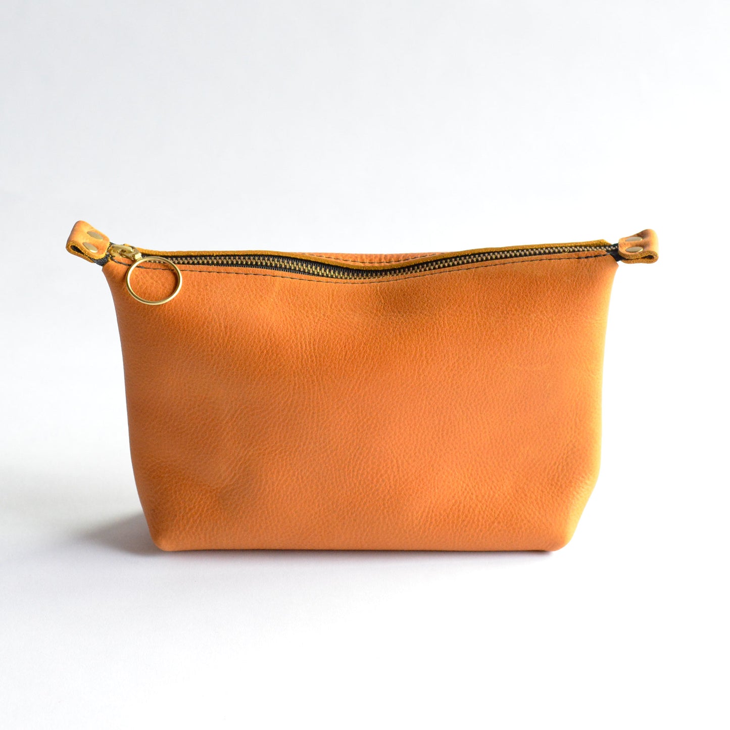 Zipper Pouch - Amber Leather