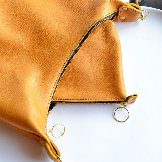 Zipper Pouch - Amber Leather