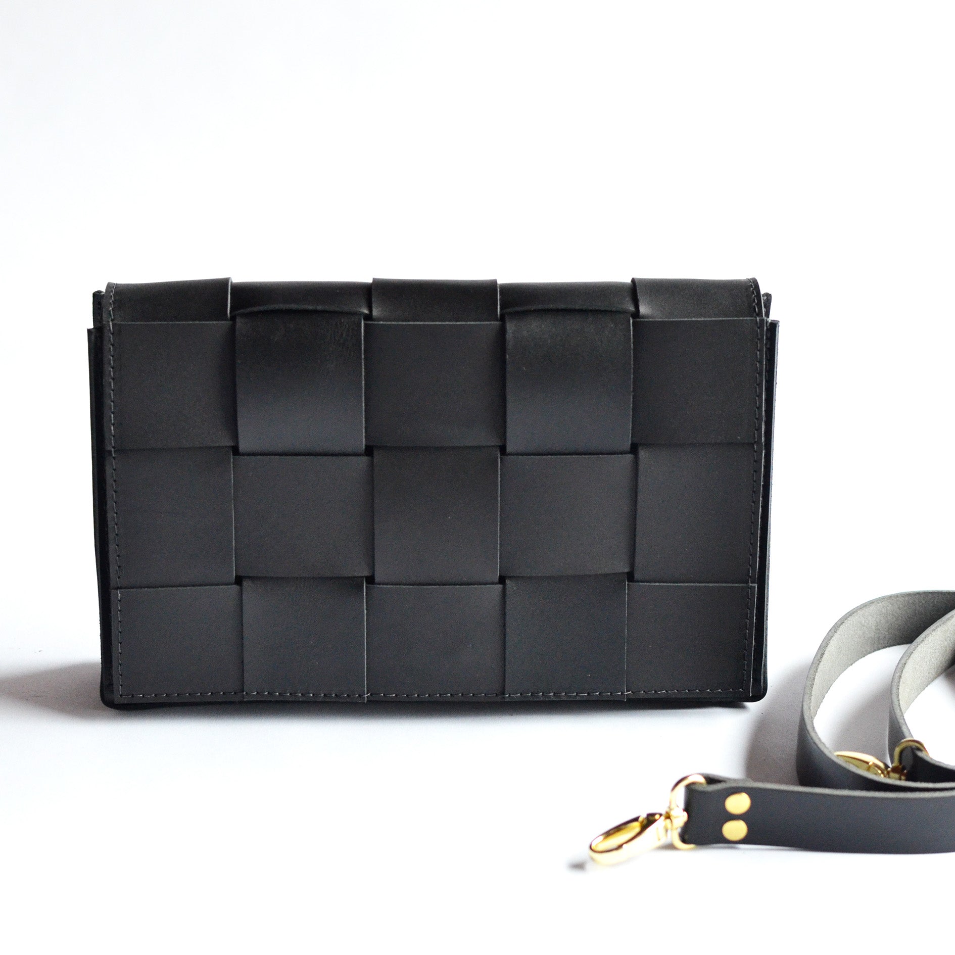 Black hotsell leather clutch