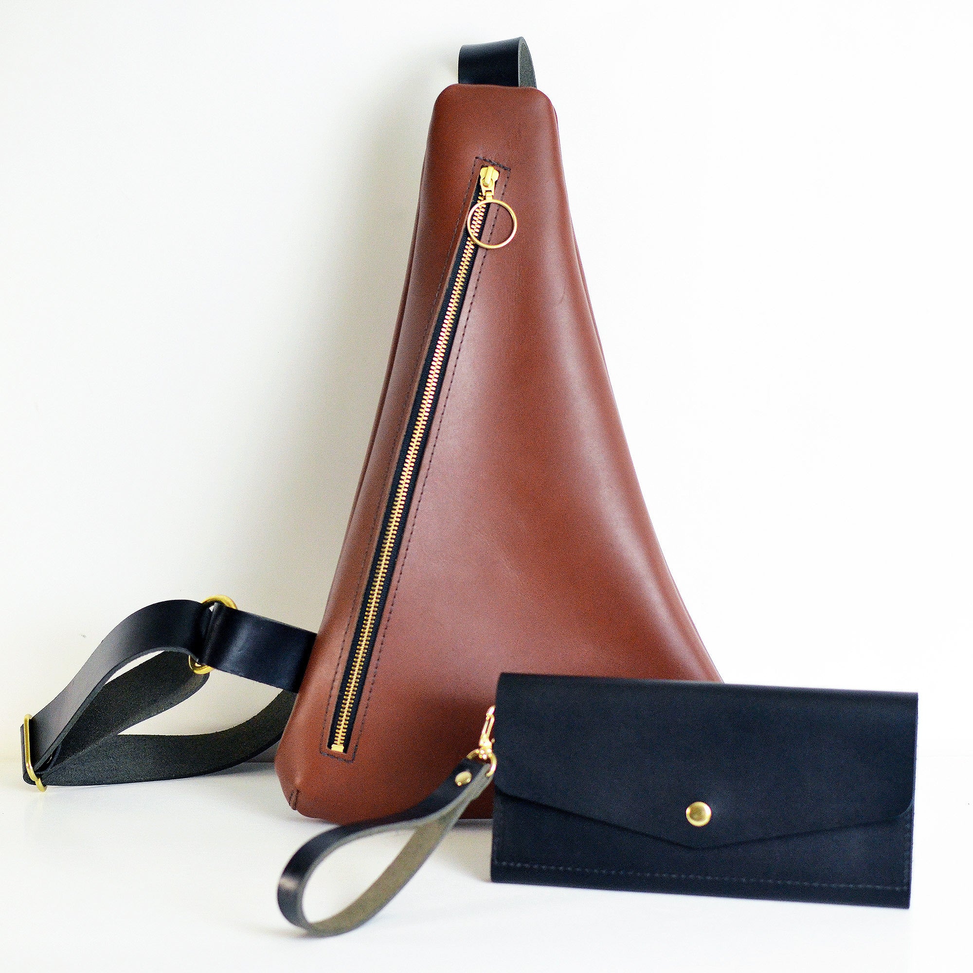 Leather sling hot sale bag madewell