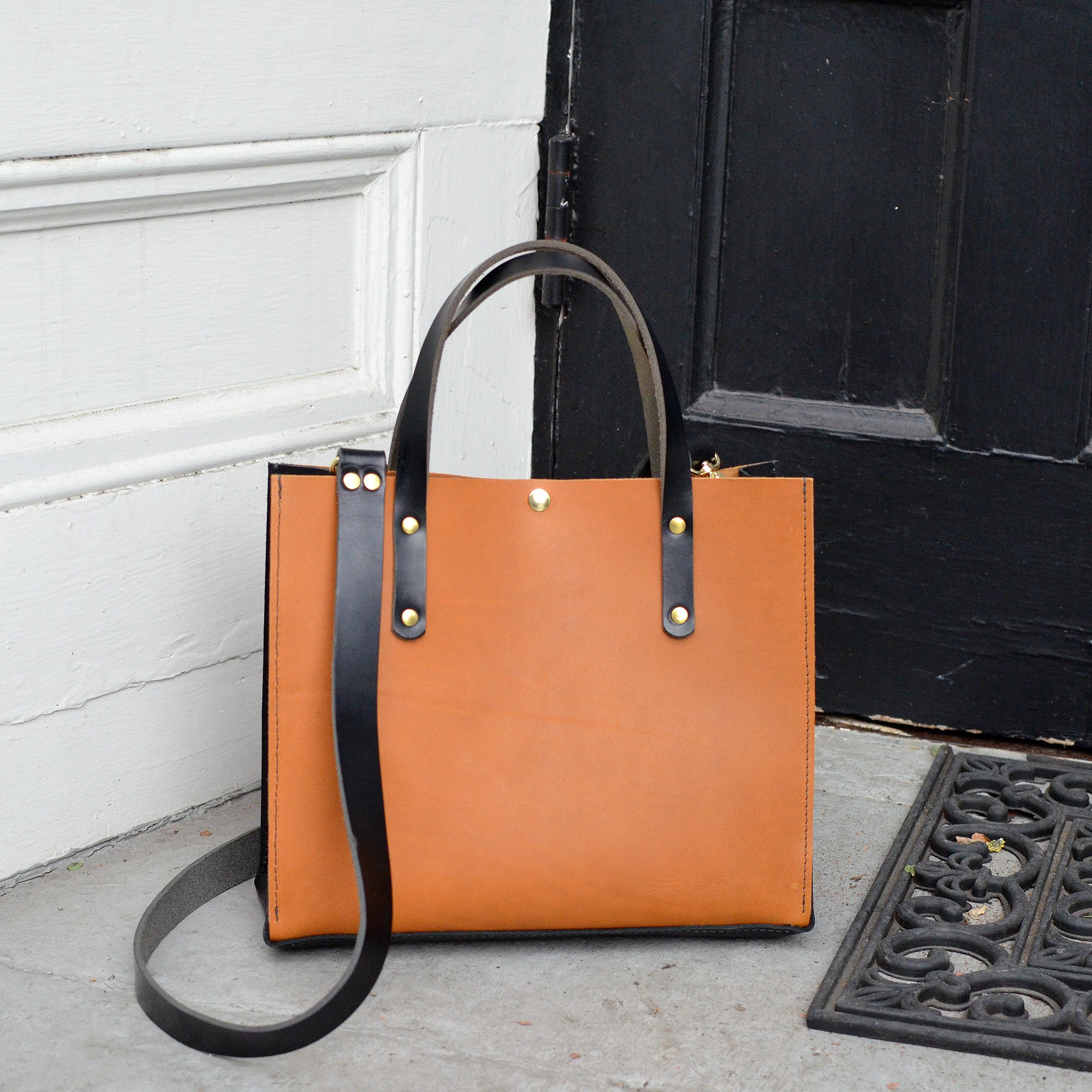 Box Bag - Honey Leather