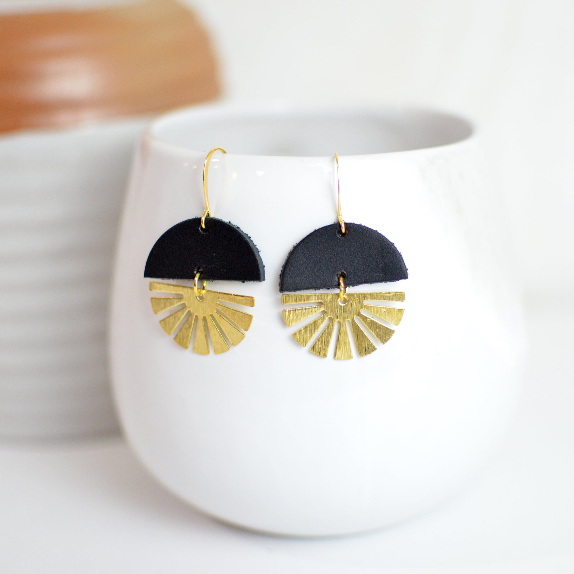 Hoop Fringe Leather Earrings - Black – thebohemyco